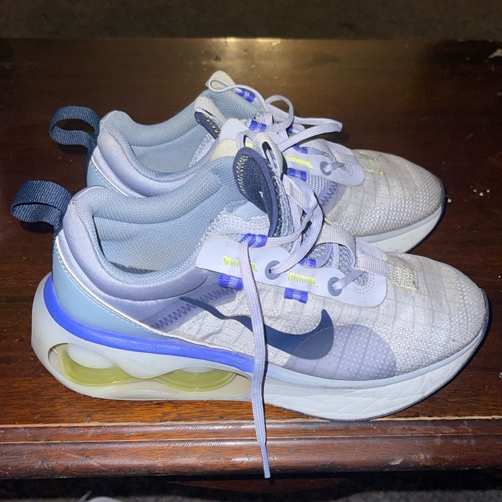 Youth size 4 Nike Air Max